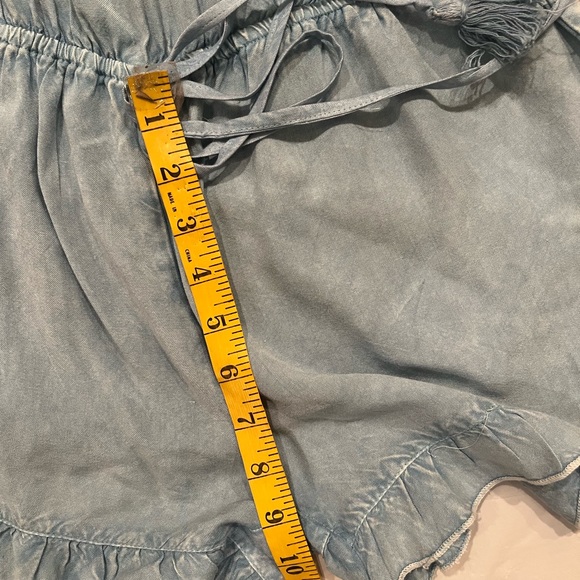 Style Envy Romper.  Size medium. On or off shoulder in blue - Picture 5 of 9